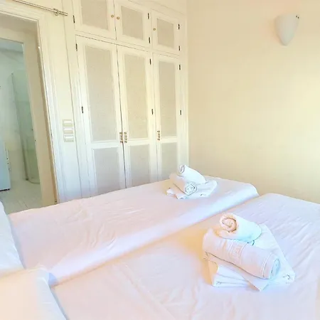 Skol 536 - Great One Bed With Wonderful Sea View. Apartment
