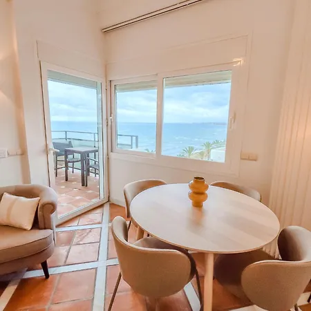 Skol 536 - Great One Bed With Wonderful Sea View. Apartmán *